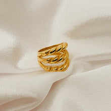 Load image into Gallery viewer, Gold Steel Rope Ring
