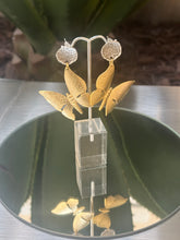 Load image into Gallery viewer, Bodrun Statement Earrings
