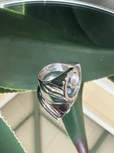 Load image into Gallery viewer, Caracola Steel Ring
